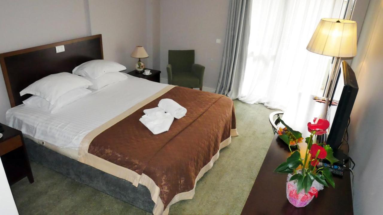 Talen Otel Istanbul Exterior photo