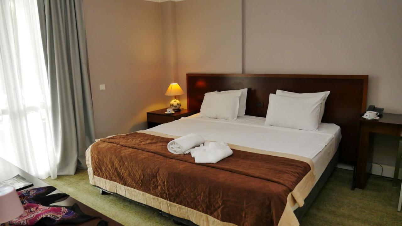 Talen Otel Istanbul Exterior photo